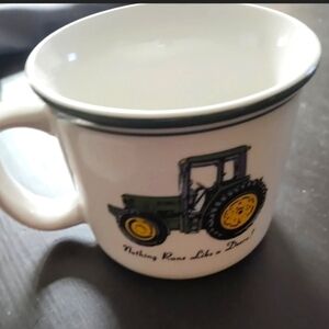 John Deere Coffee Cup/Mug by Gibson - Tractor “Nothing Runs Like a Deere” Logo